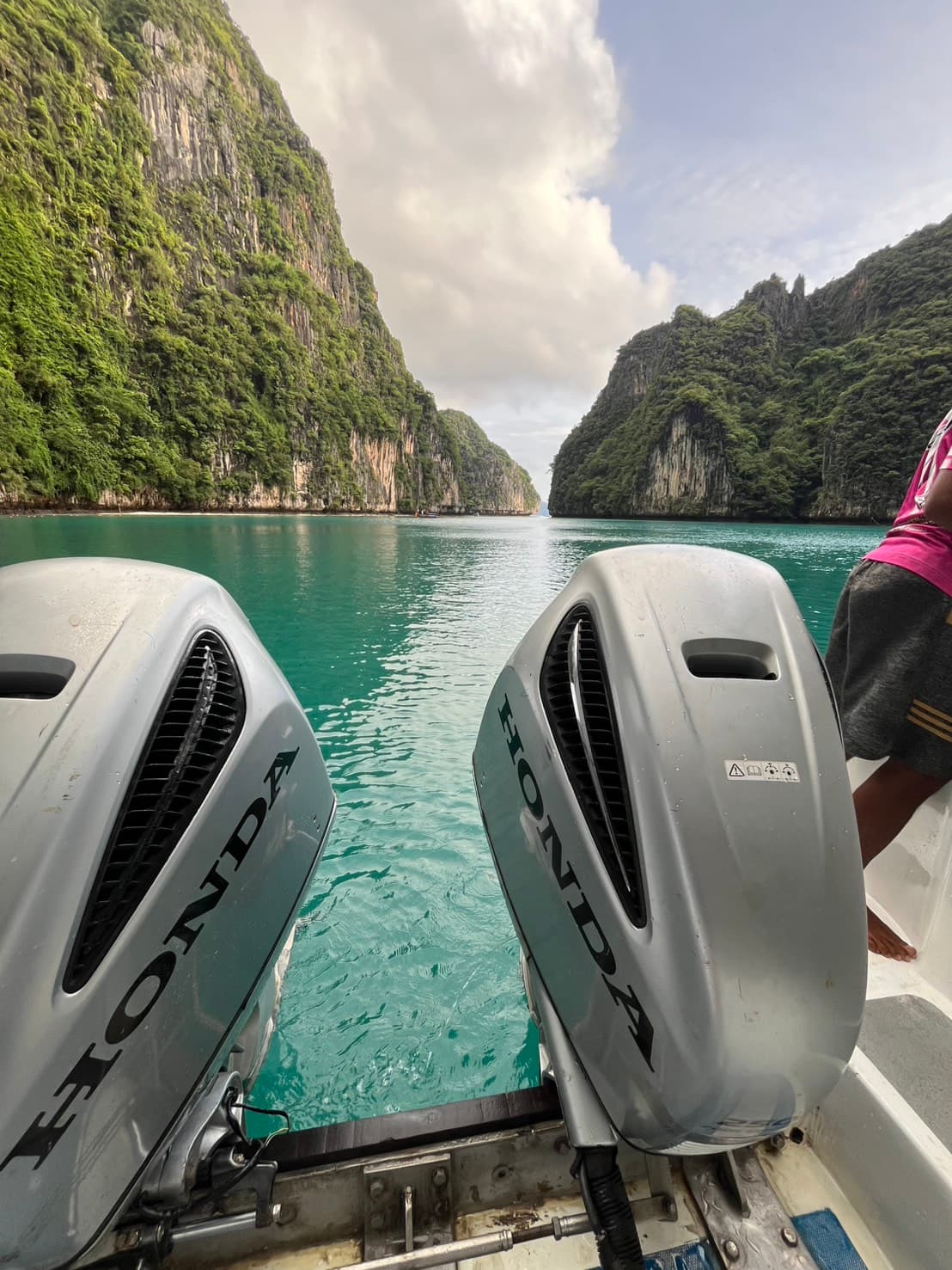 Phi Phi Islands Private Speedboat Tour image 2