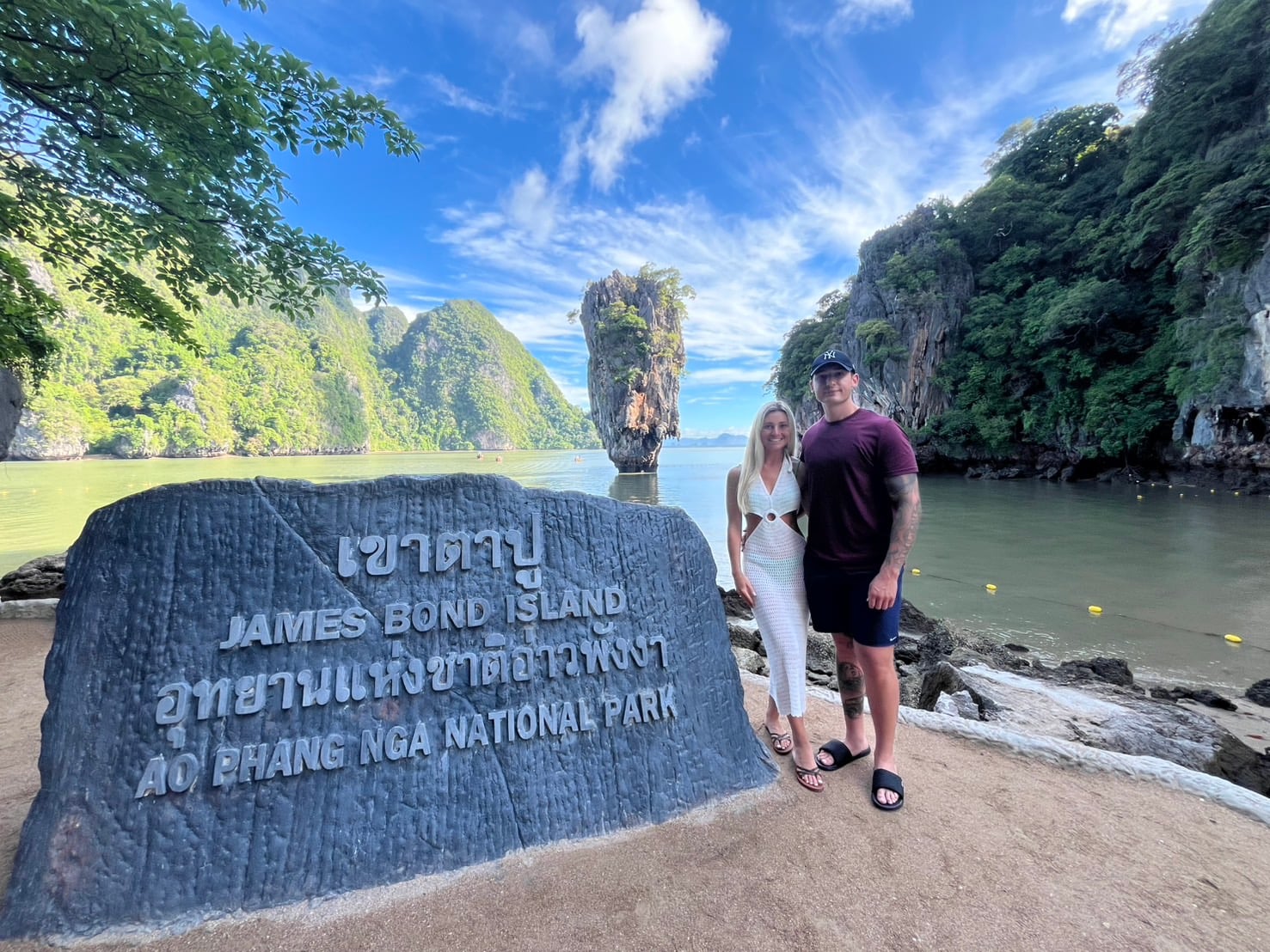 James Bond Private Longtail Boat Tour with Canoeing & Viewpoint - 1 James Bnad Island Koh Tapu Private Tour Couple