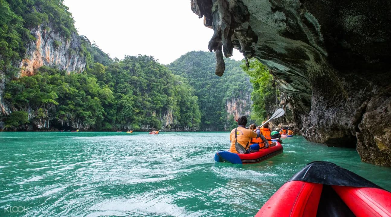James Bond Private Speedboat Tour - Gallery Image 7