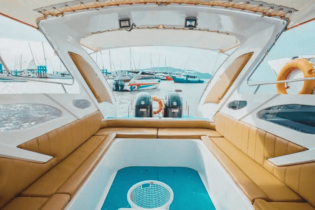 Phi Phi Islands Private Speedboat Tour  - premium modern speedboat fivestar thailand tours