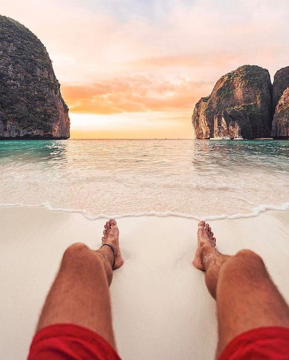 Maya Bay & Phi Phi Islands Sunrise Private Speedboat Tour - relax at maya bay sunrise tour