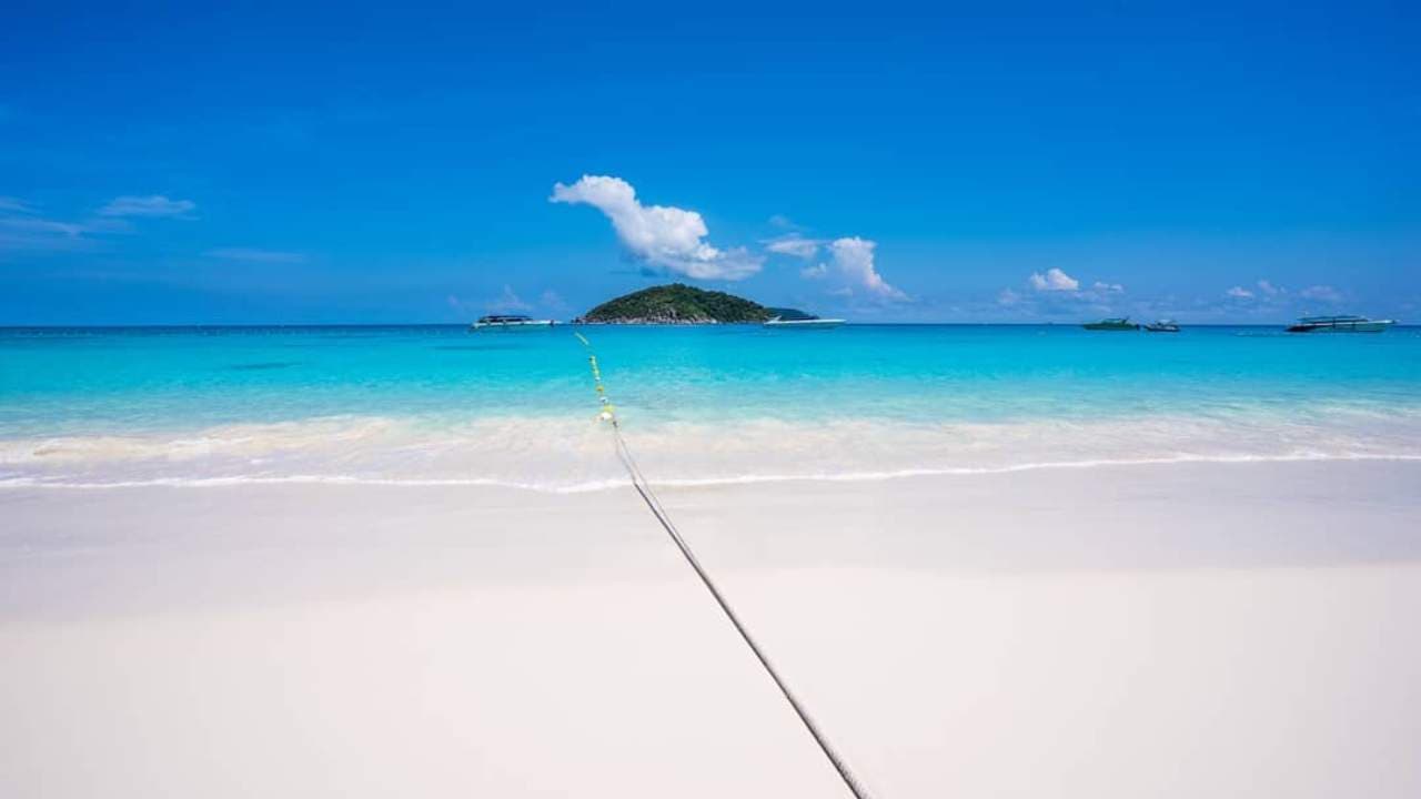 Similan Island Sunrise Private Tour - similan islands early morning no people