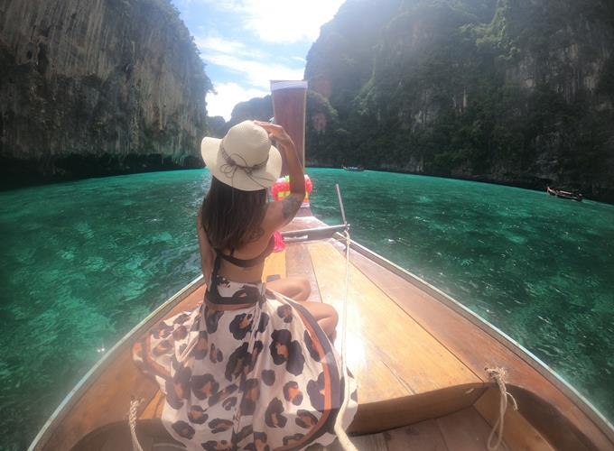 Private Longtail Boat Tour From Phi Phi Island Package B