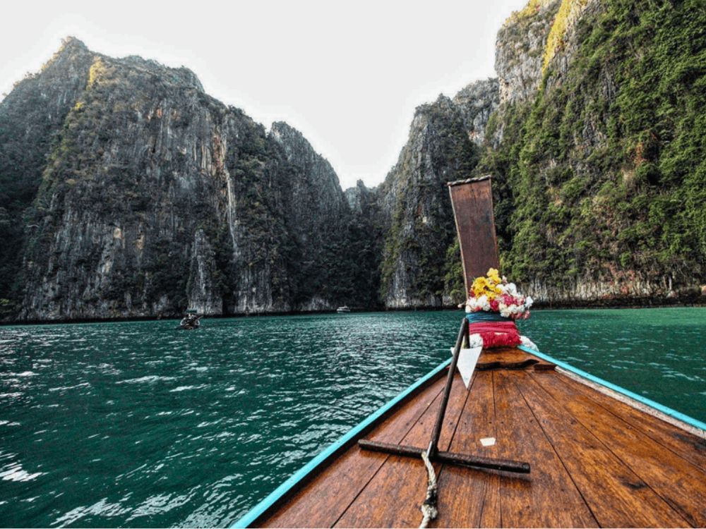 phi phi tour by longtail boat