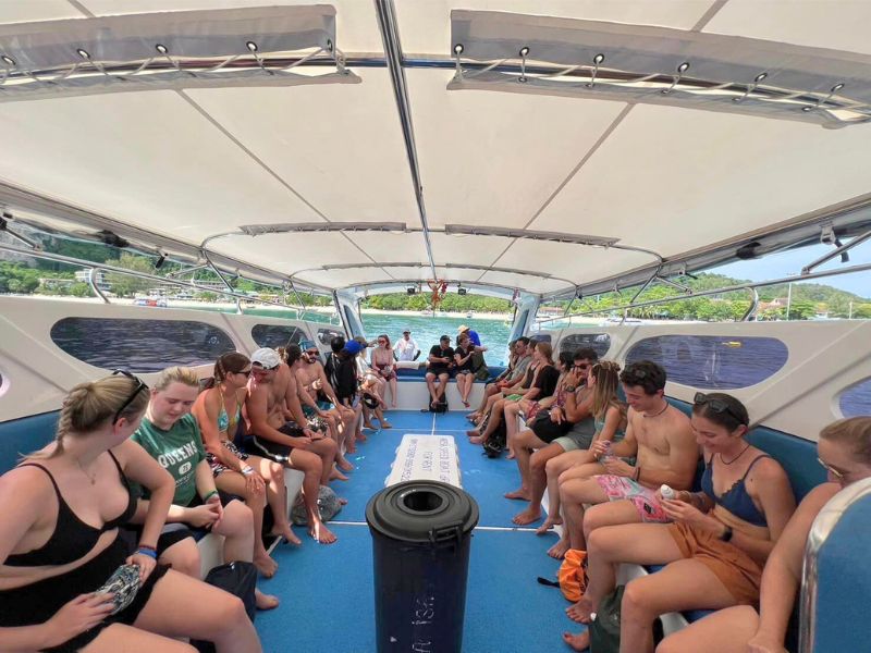 low cost phi phi island speedboat tour