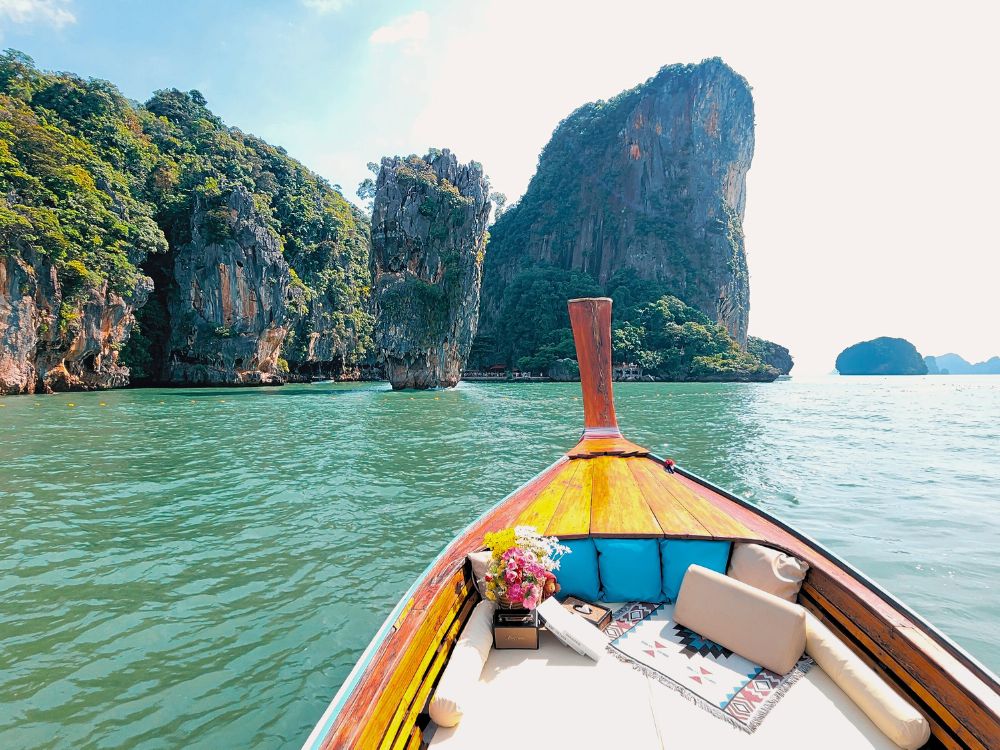 private longtail boat James bond island tour